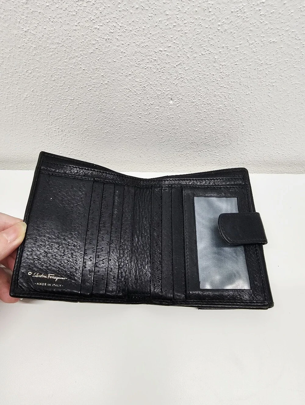 Salvatore Ferragamo Black Gancini Textured Leather Compact Wallet French Bifold